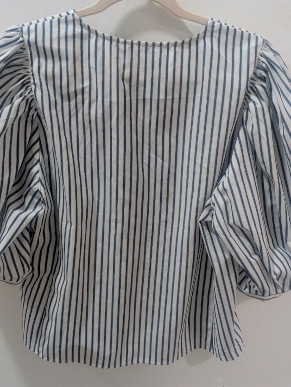 Velvet Heart Teal Blue & White Puff Sleeves Blouse BNWOT M